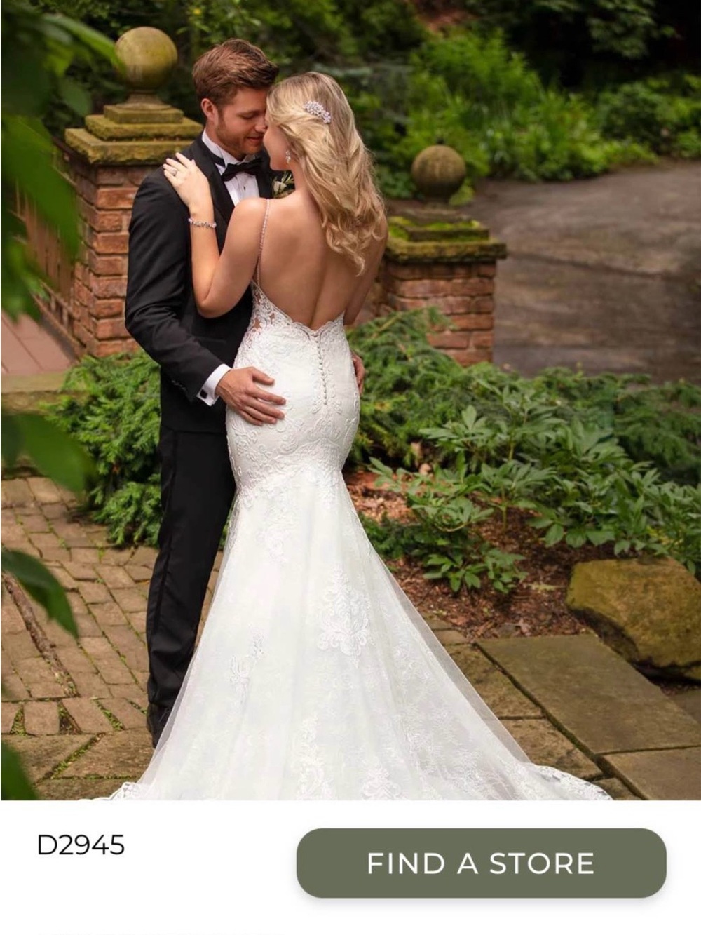 Backless White Lace Mermaid Wedding Gown with Beaded Straps